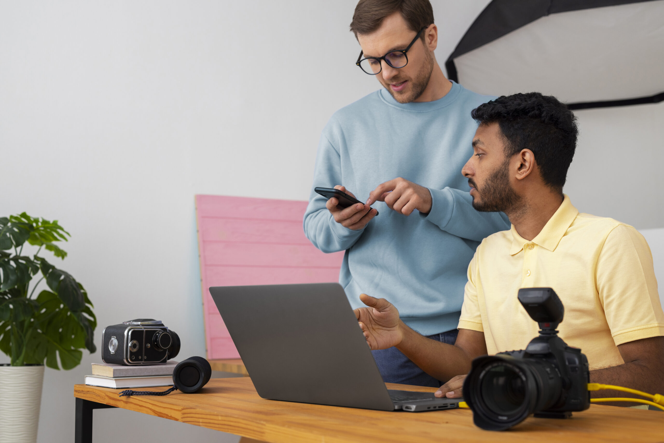 When an Agency Model Makes Sense (Decision Signals)