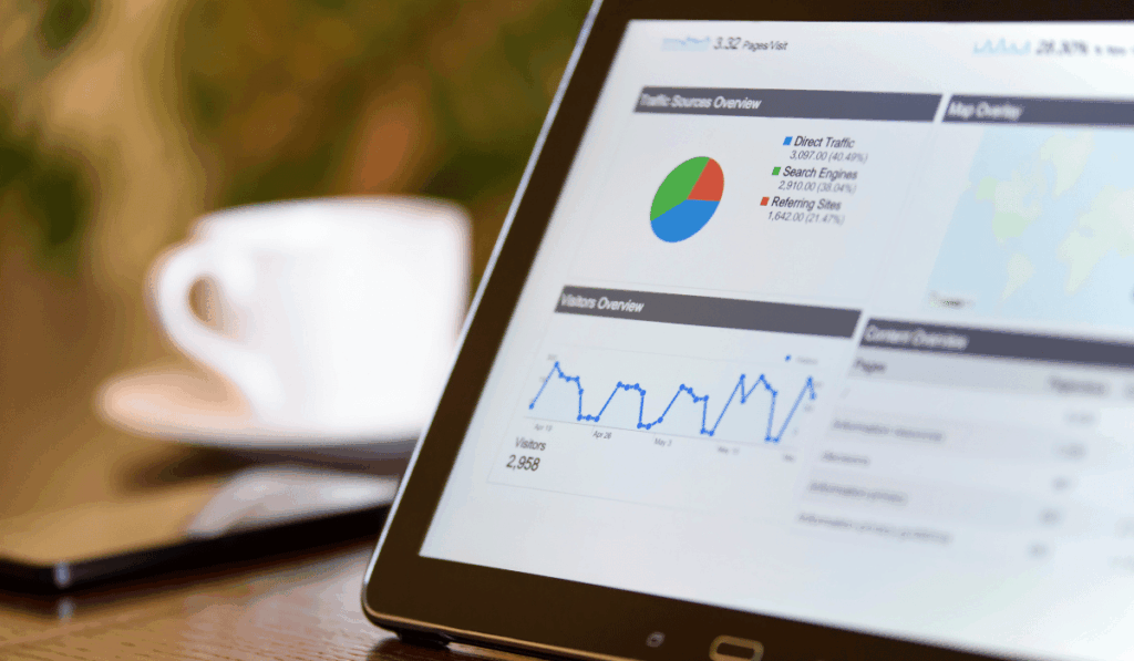 First click vs last click attribution in affiliate marketing